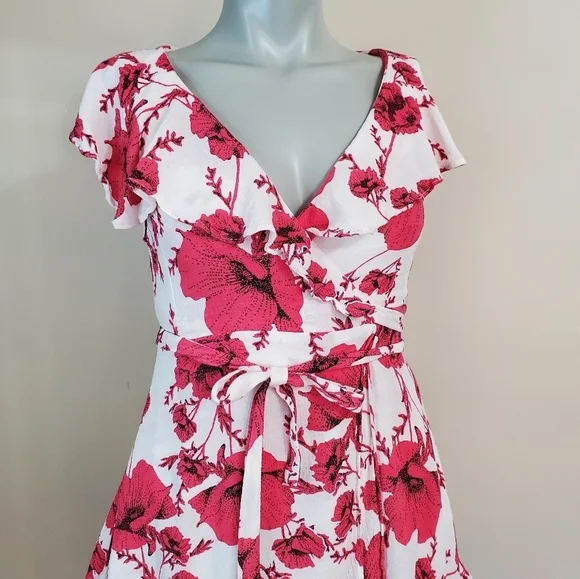 Free People "French Quarter" Red Floral Ruffle Mini Wrap Dress Size XS - Picture 4 of 15